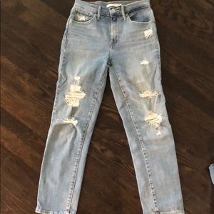 Levi’s 724 High Rise Straight Jeans